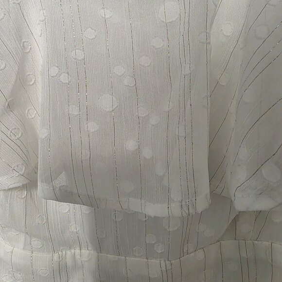 NWT Torrid White Clip Dot Ruffle Hem Dress 1X 14โ16 Summer Strappy Bridal Fairy - Picture 5 of 7